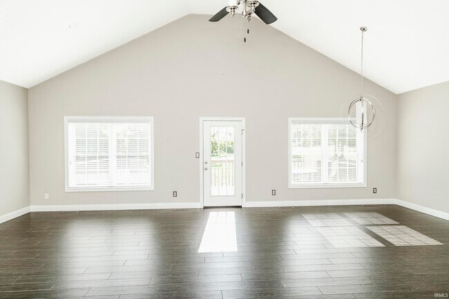 Building Photo - 4442 S Carberry Ct