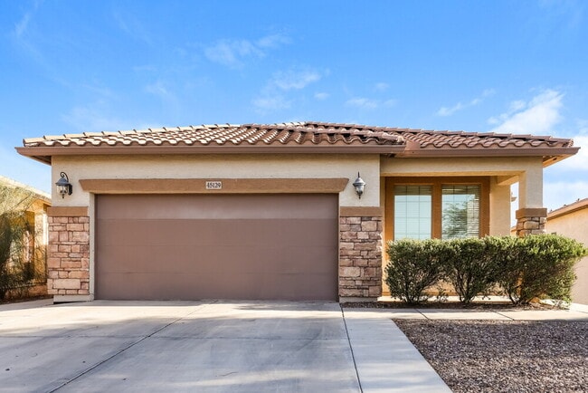 Building Photo - 45129 W Desert Cedars Ln