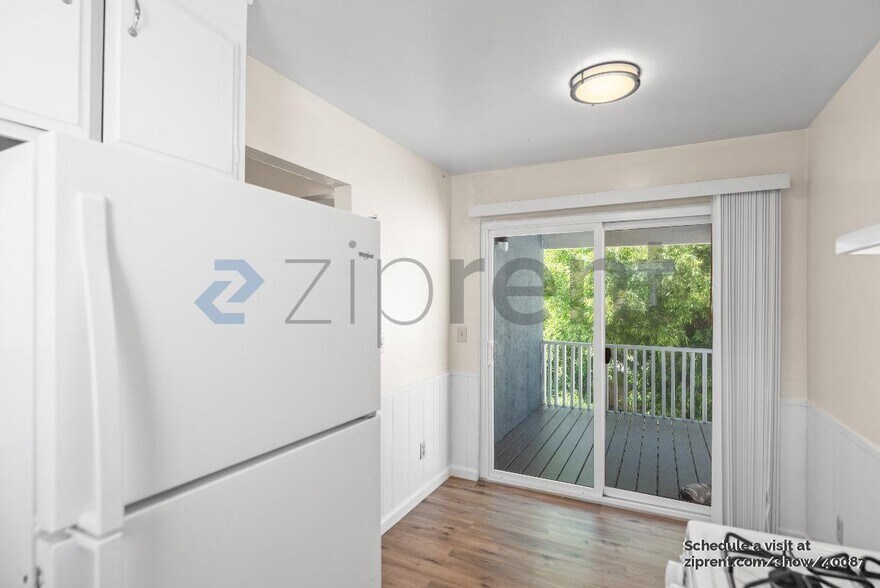 Building Photo - 3809 Buell St