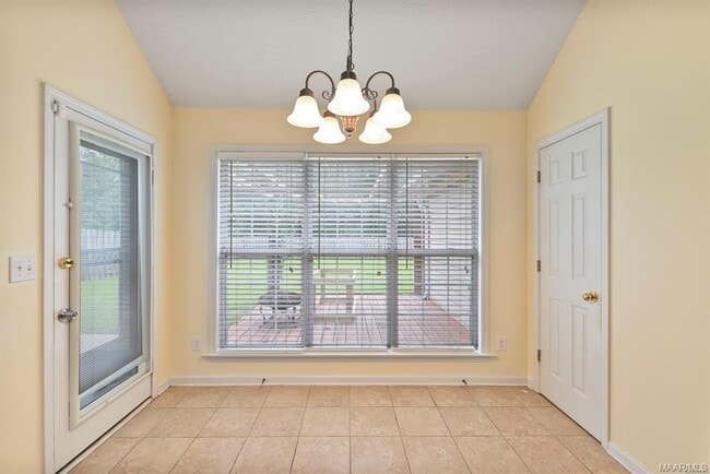 Building Photo - 3830 Claiborne Cir