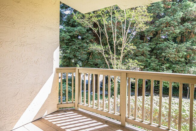 Building Photo - 1912 Magdalena Cir