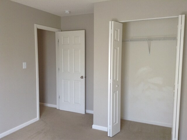 Building Photo - 10261 Sunvista Ct