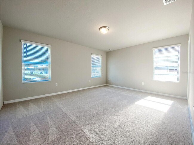 Building Photo - 773 Legacy Dr