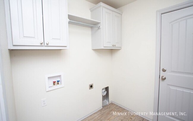 Building Photo - 1118 Preston Trails