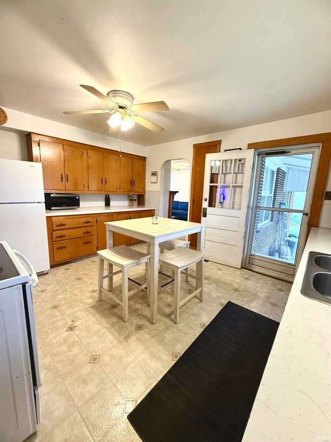 Building Photo - 12674 245 Rd