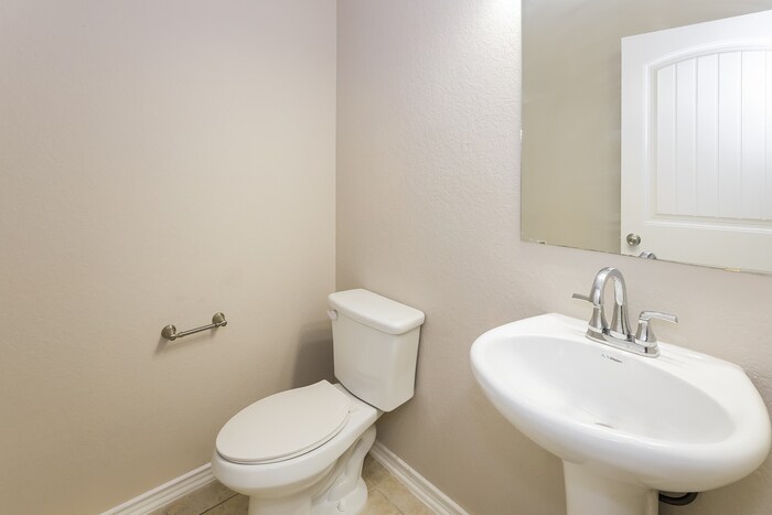 Building Photo - 8422 Buckhorn Parke