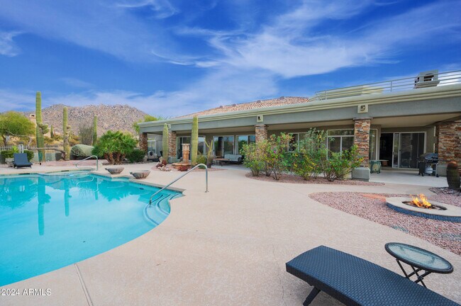 Building Photo - 10326 E Buckskin Trail
