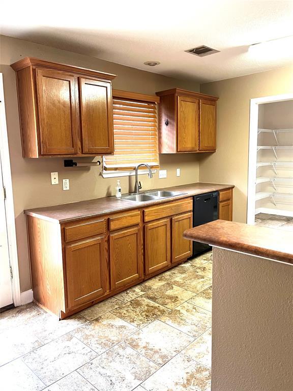 Building Photo - 14333 Teacup Ln
