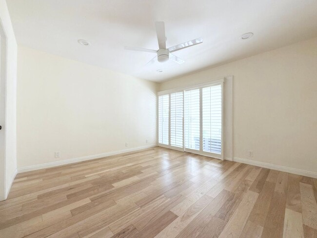 Building Photo - Upgraded Condo in La Costa!