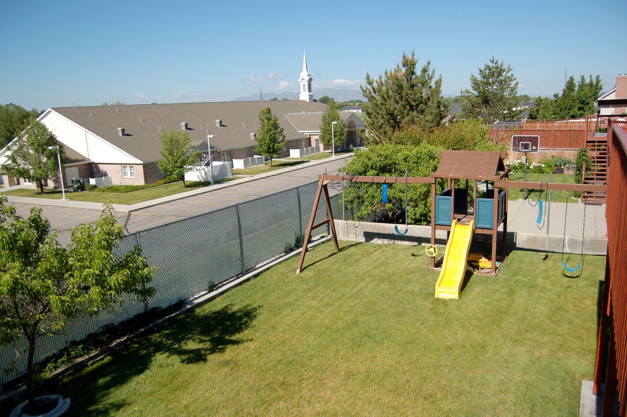 Backyard West (No Swingset) - 454 E 800 N