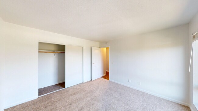 Building Photo - 214 Marin St
