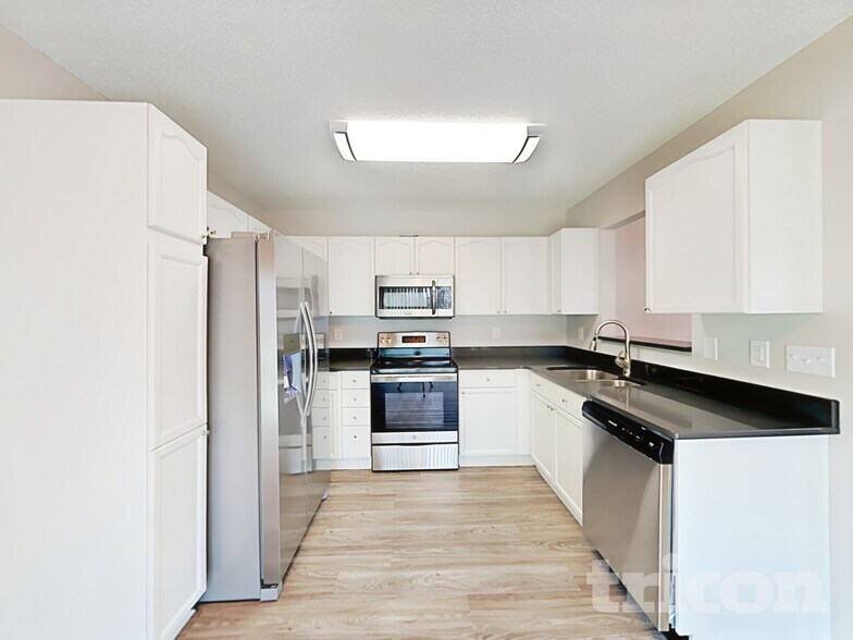 Building Photo - 3015 Trellis Ln