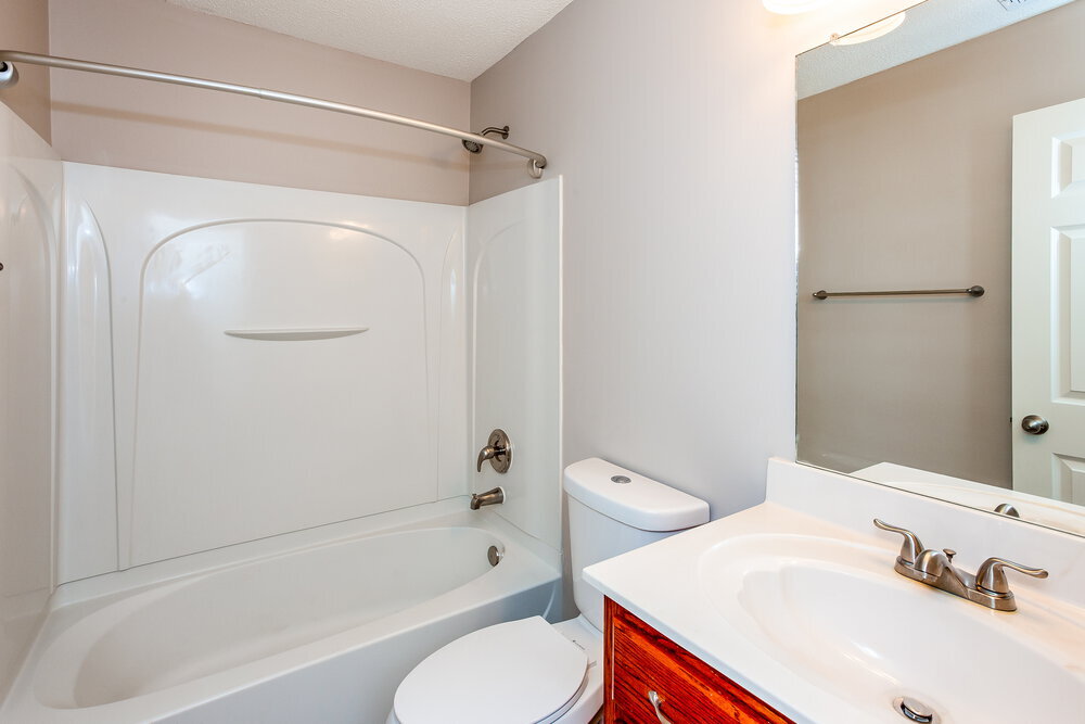 Building Photo - 1720 Cherry Creek Dr