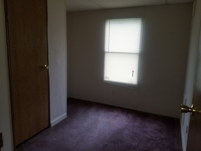 Building Photo - 1079 Reynolds Rd