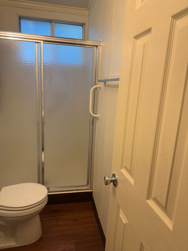Building Photo - 1 BED/1 BATH IN REDDING