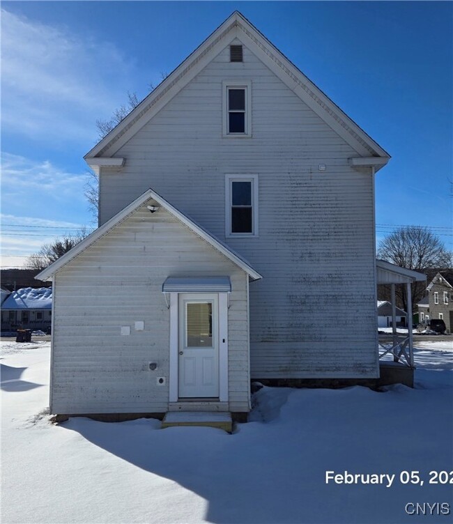 Building Photo - 2944 Mohawk St