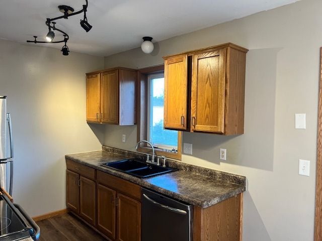 Building Photo - 505 13th St