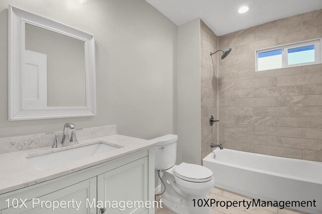 Building Photo - 3 br, 1 bath House - 1701 Kent St