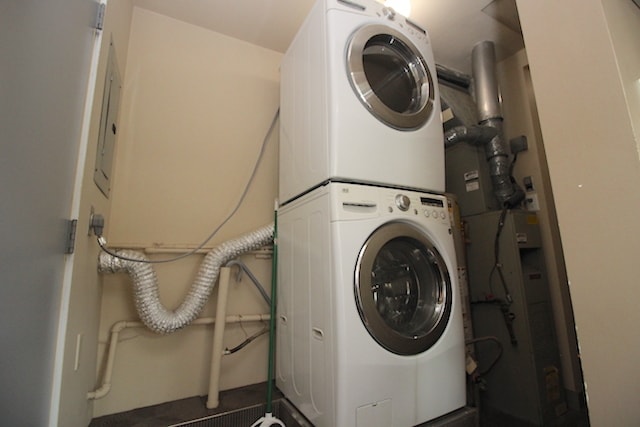 Building Photo - 5925 Logan Ave