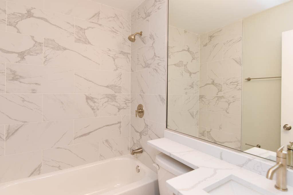 Building Photo - 503 W Barry Ave