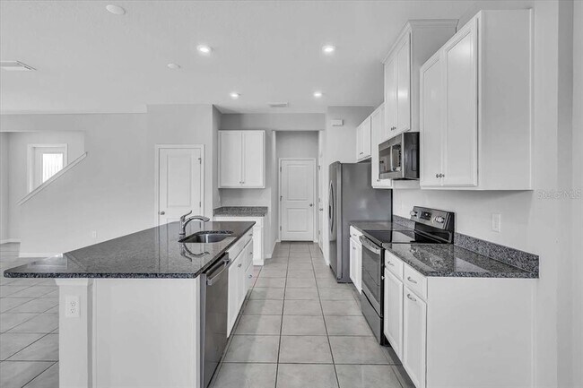 Building Photo - 5436 Spanish Moss Cv