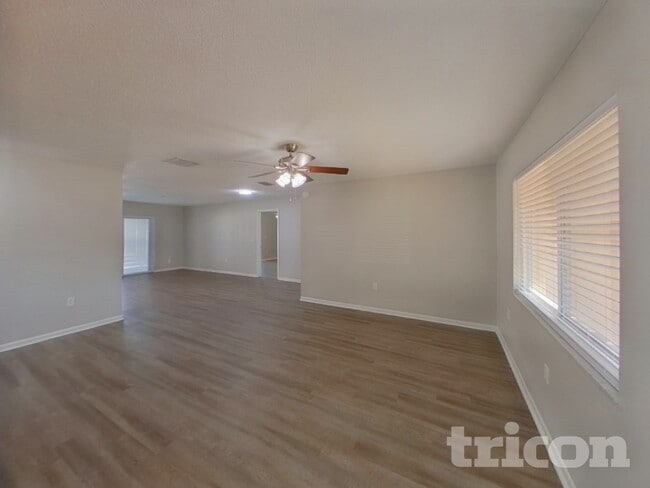 Building Photo - 6969 Briarwood Ave N