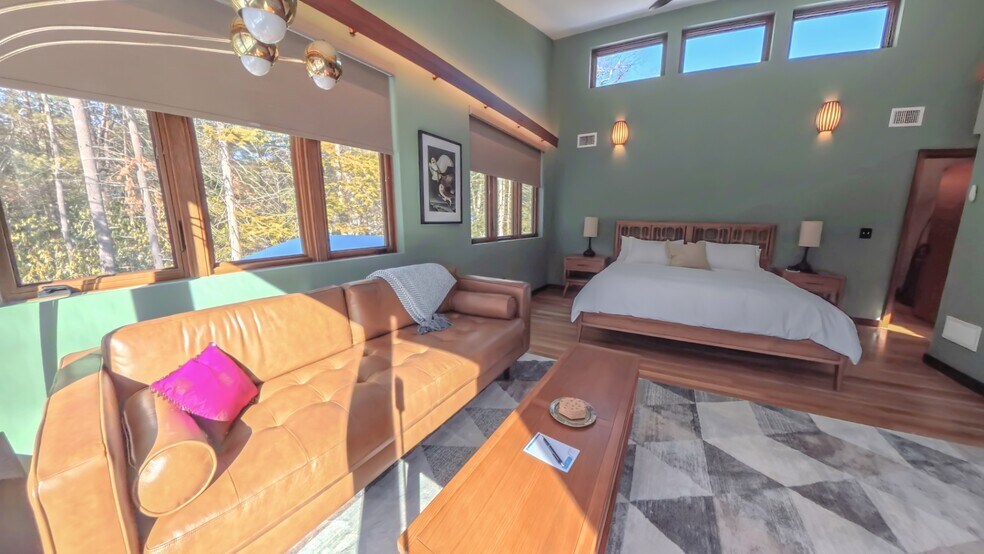 Building Photo - 64 Newcomb Rd