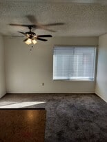 Building Photo - 15752 Taft Ln