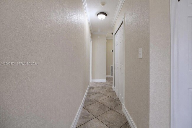 Building Photo - 6331 SW 94th Ave