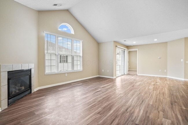 Building Photo - 4951 Stratford Pine Ln