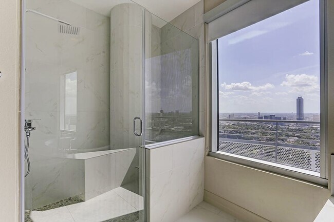 Building Photo - High-Rise Luxury in River Oaks