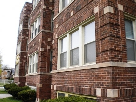 Building Photo - 434 E 109th St