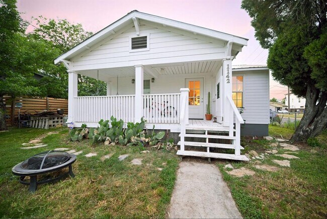 Primary Photo - 1142 Eastfield Ave