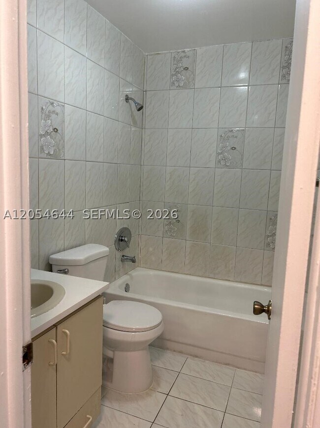Building Photo - 20901 SW 103rd Pl