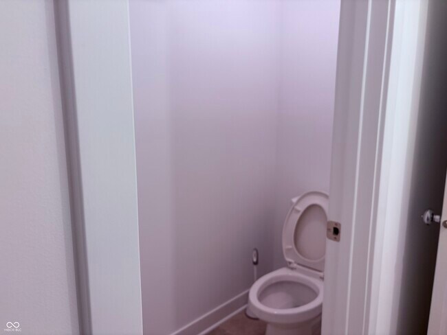 Building Photo - 5916 Sunstone Rd