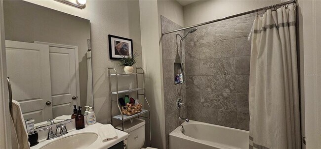 Building Photo - 3843 Carrick Bend Dr