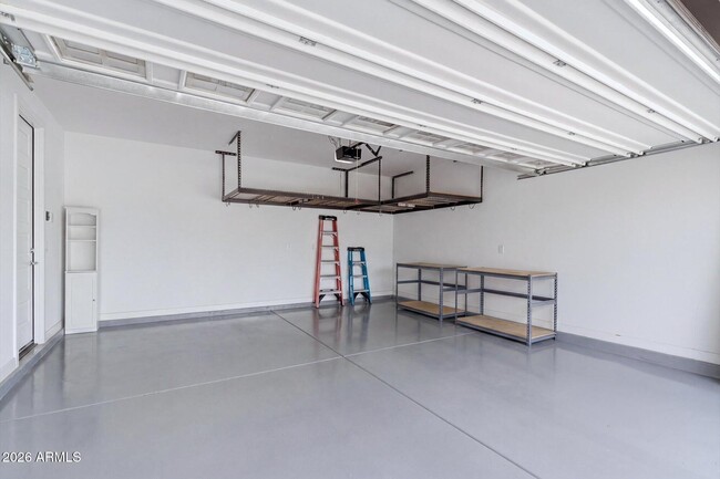 Building Photo - 17211 W Whispering Wind Dr