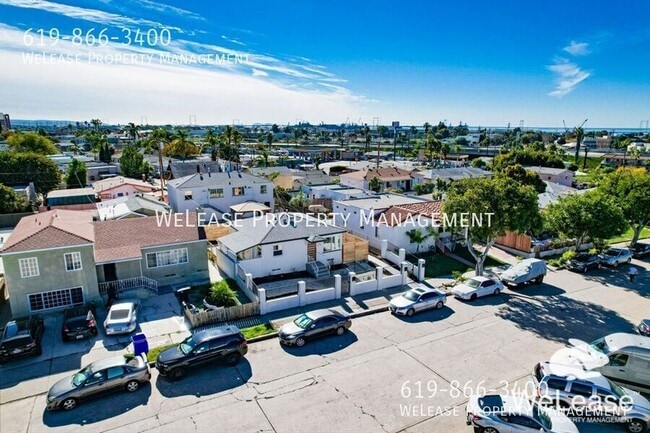 Building Photo - 3941 Marine Vw Ave