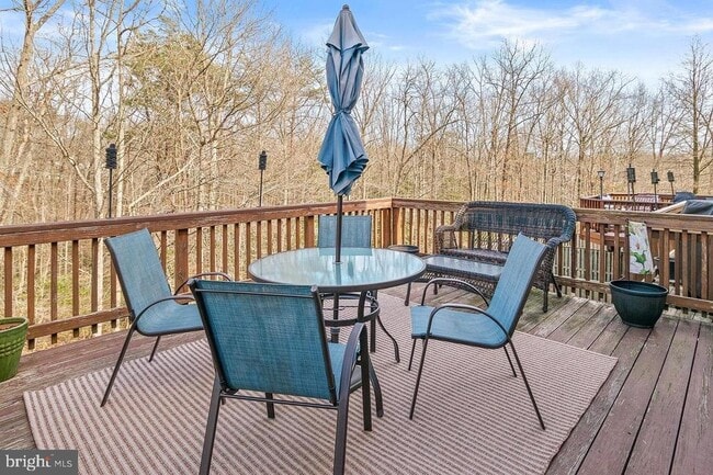 Building Photo - 2618 Summer Breeze Ct