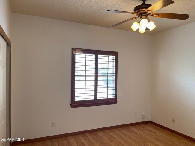 Building Photo - 6851 Rock Canyon Dr