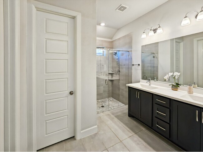 Building Photo - 7404 Whisterwheel Way