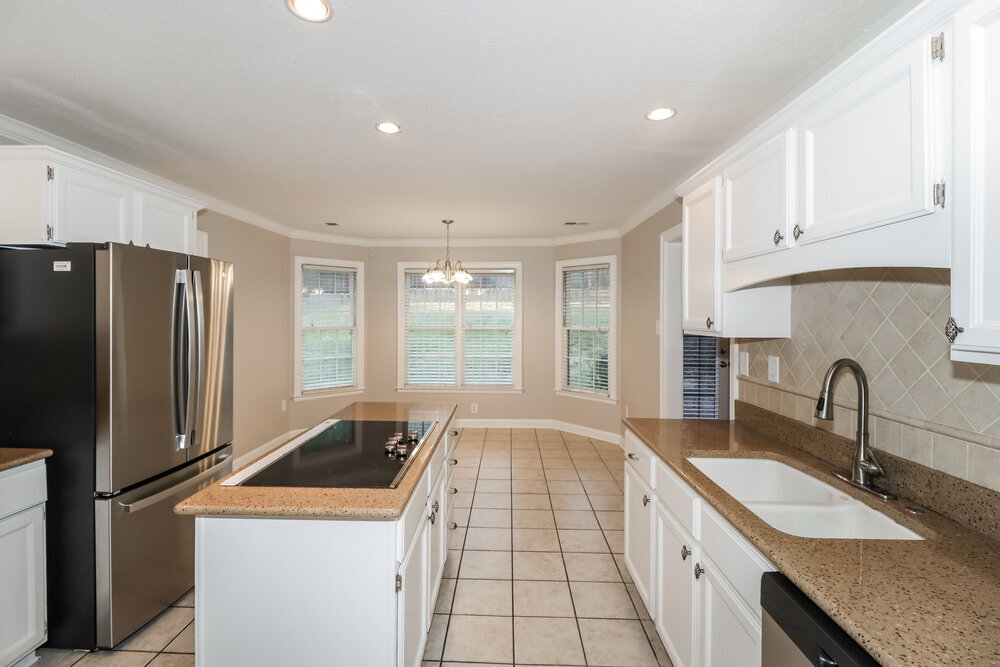 Building Photo - 225 Richards Way Dr