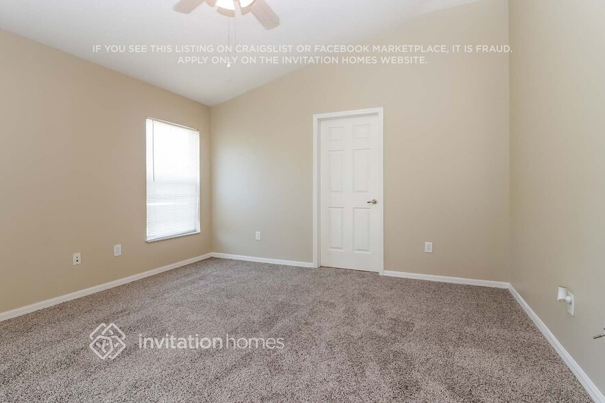 Building Photo - 6647 Cambridge Park Dr