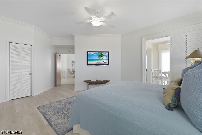 Building Photo - 7040 Pelican Bay Blvd
