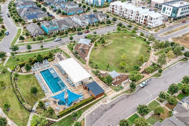 Building Photo - 5408a Baythorne Dr