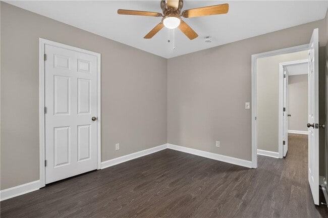 Building Photo - 1540 Spender Dr