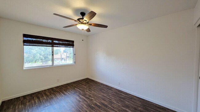 Building Photo - 4 Bedroom Home in the Waters Edge at Ocotillo Community Near W Queen Creek Rd and S Dobson Rd!