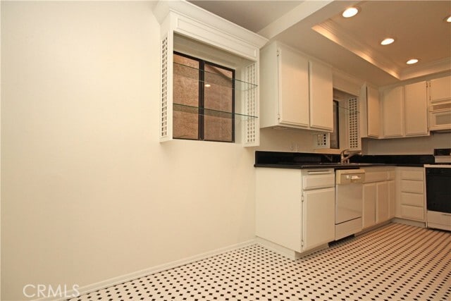 Building Photo - 28603 Vista Madera