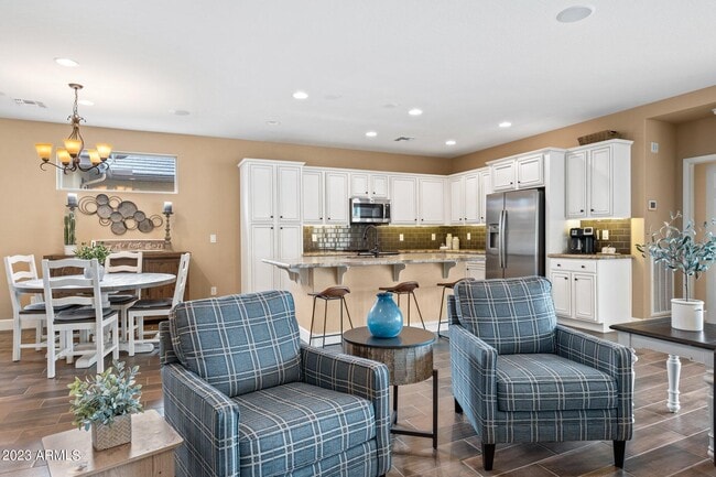 Building Photo - 4456 Covered Wagon Trl