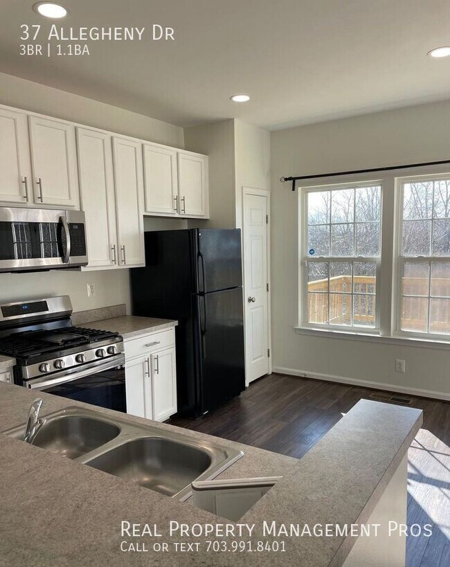 Building Photo - 37 Allegheny Dr